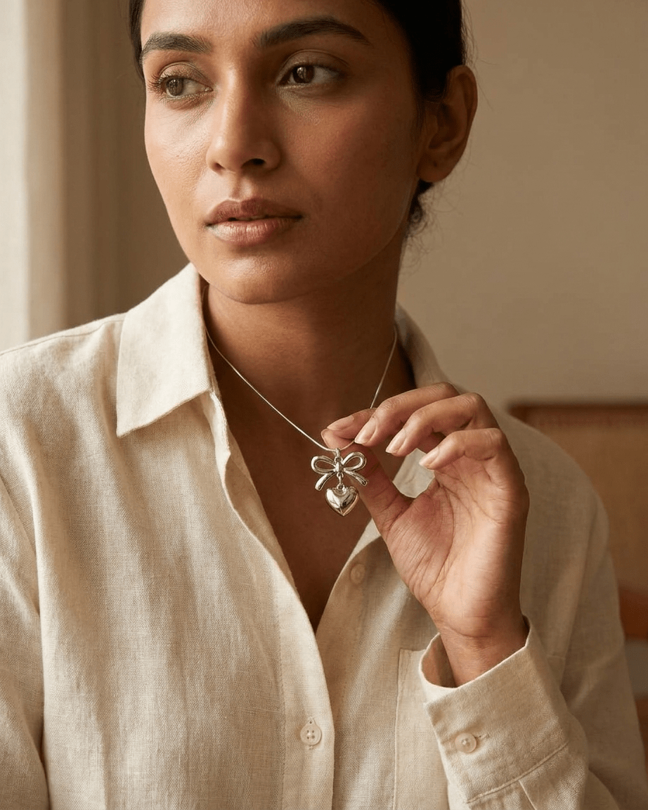 Bow Heart Pendant Necklace - LozziBow Heart Pendant NecklacePendant