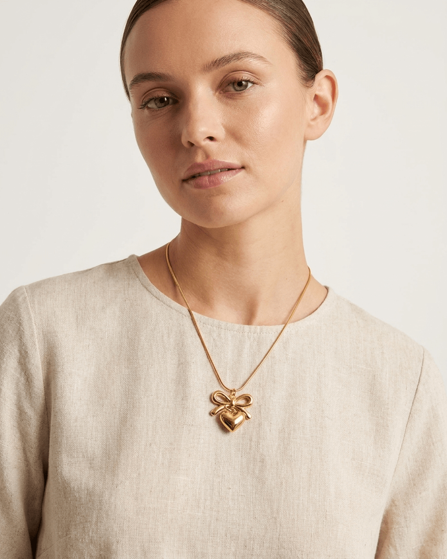 Heart Bow Pendant Necklace - LozziHeart Bow Pendant NecklacePendant