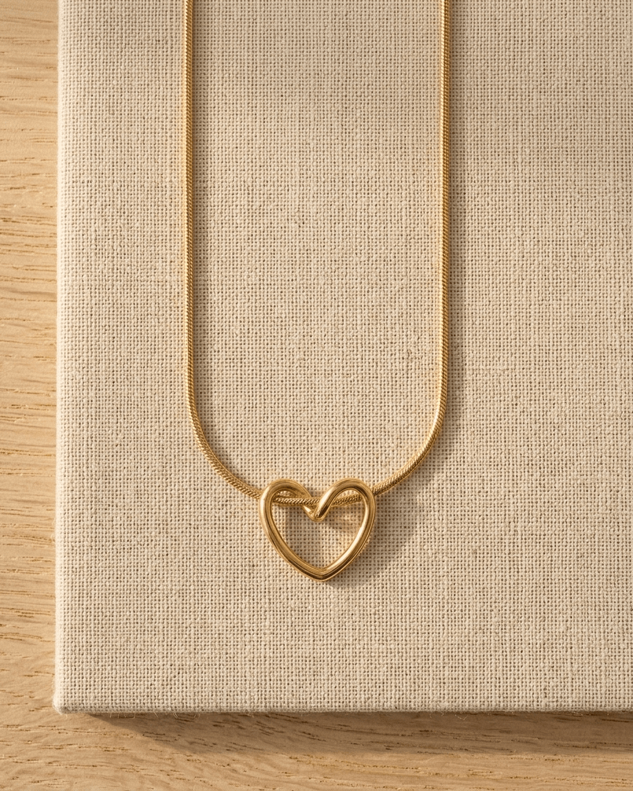 Heartline Luxe Necklace - LozziHeartline Luxe NecklacePendant