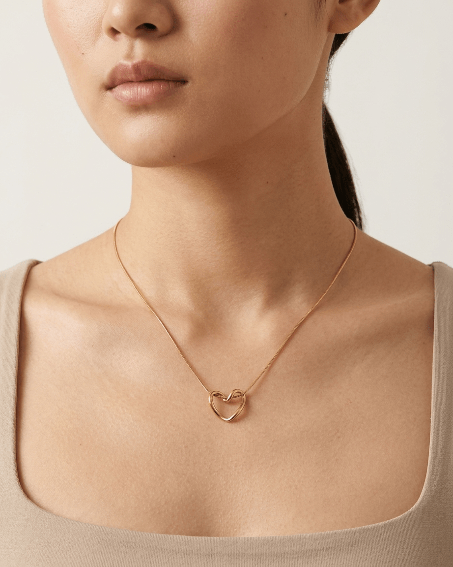Heartline Luxe Necklace - LozziHeartline Luxe NecklacePendant